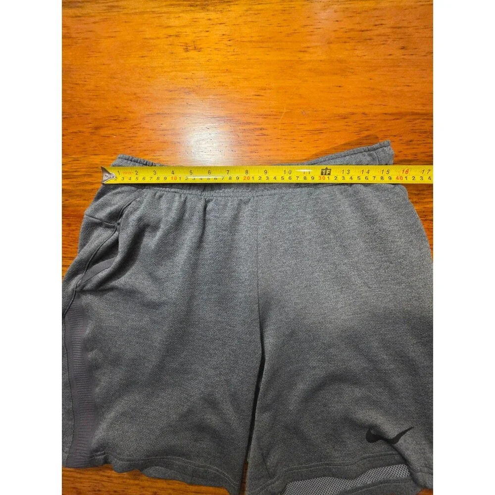 Nike Mens L Grey Dri-FIT Fleece Athletic Training Shorts Mesh Pockets CJ2009 EUC